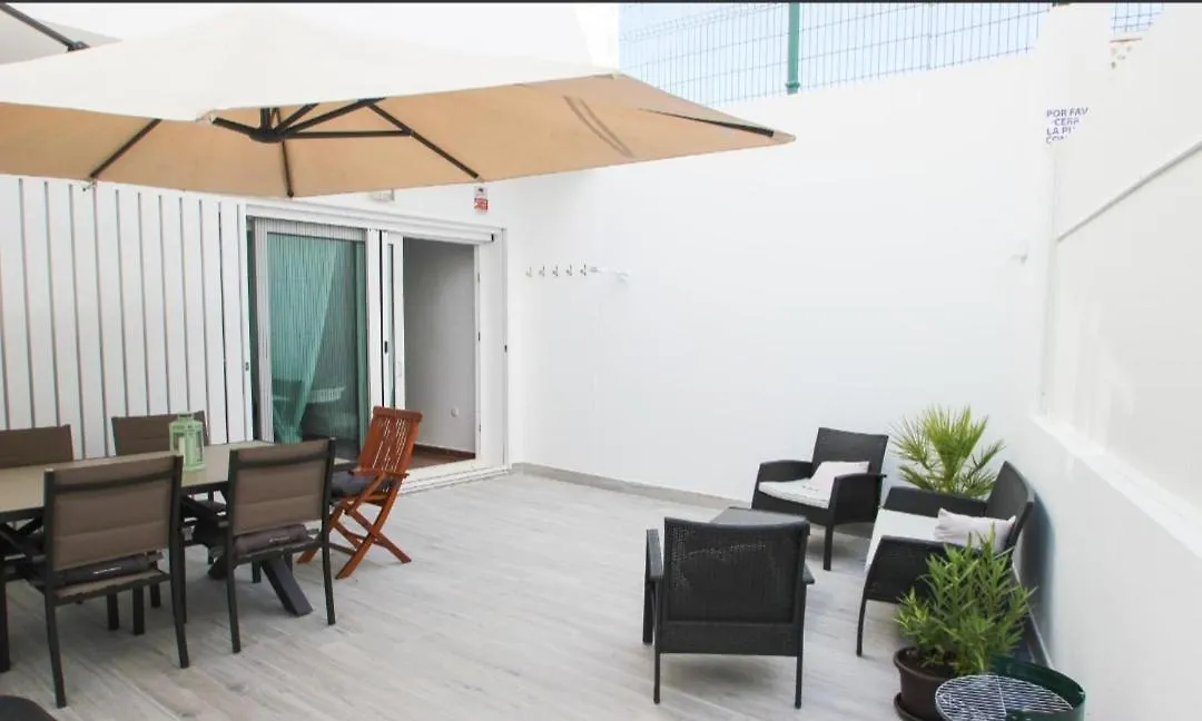 Acogedor Adosado Con Piscina Solo Familias Y Parejas Villa Conil De La Frontera 0*,  Spain